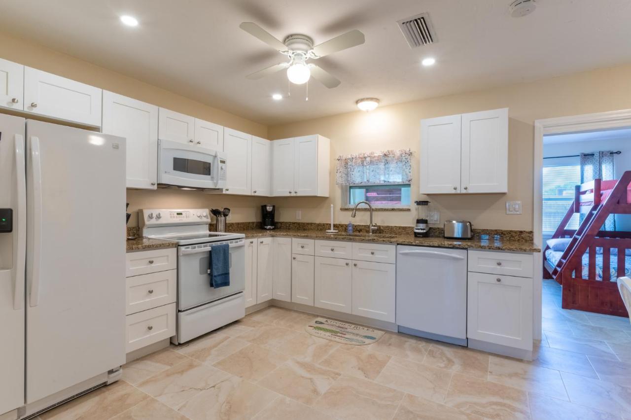 3606 Villa Franca - Pet Friendly Sarasota Bagian luar foto