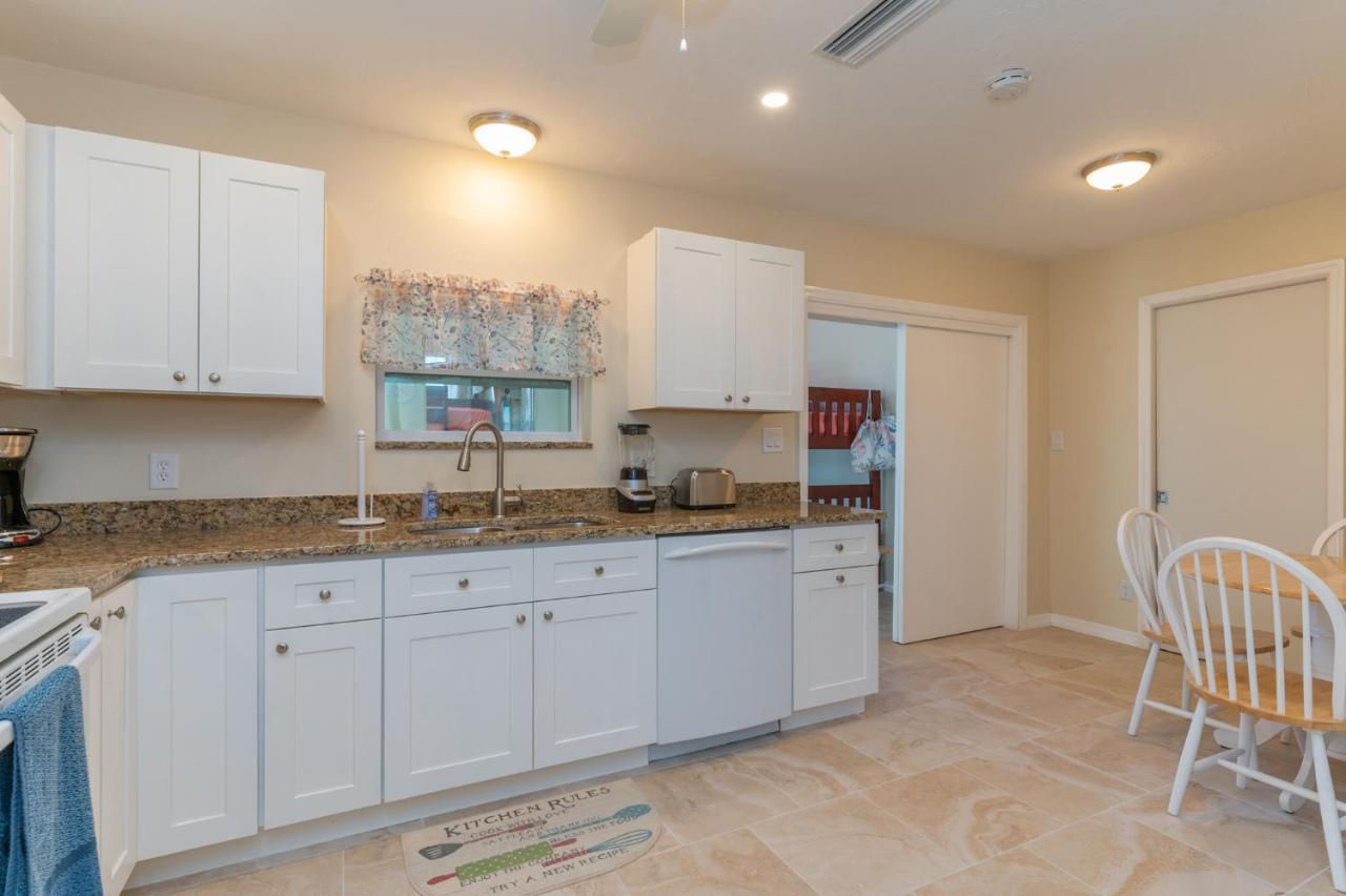 3606 Villa Franca - Pet Friendly Sarasota Bagian luar foto